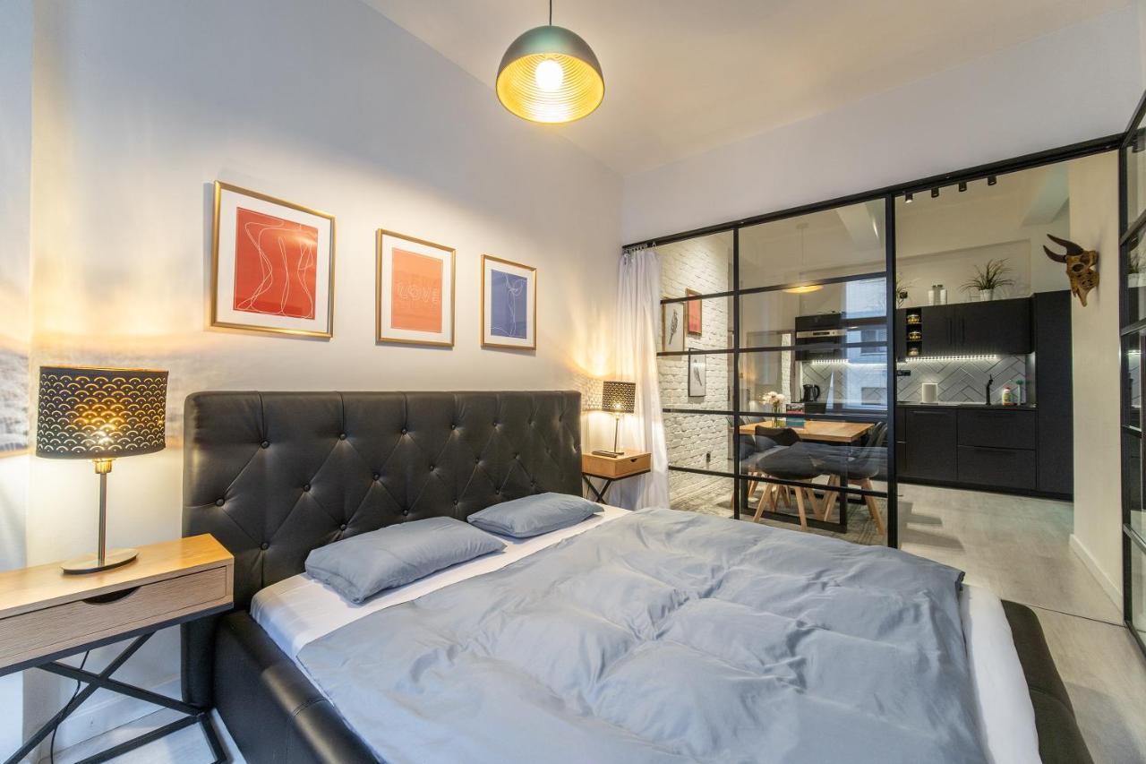 Sunny Central Apartment On Wenceslas Square By Easybnb Prag Eksteriør billede