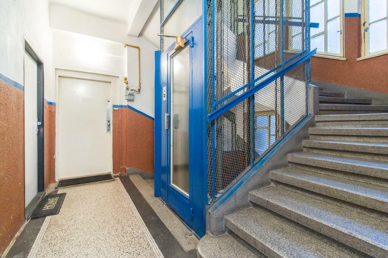 Sunny Central Apartment On Wenceslas Square By Easybnb Prag Eksteriør billede